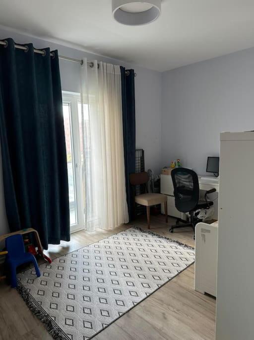 Family Friendly 2 Bedroom Apartment Eden Gardens Tirana City Center Luaran gambar